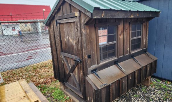 Used Quaker chicken coop good condition $1311.00