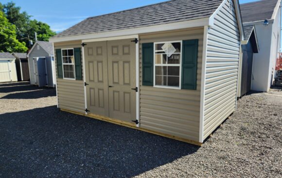 10x16 Vinyl Cape stock# 25-25 $5775.00